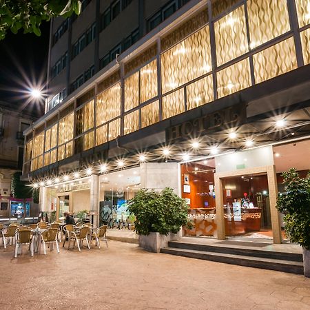 Hotel Gaudi ريوس المظهر الخارجي الصورة