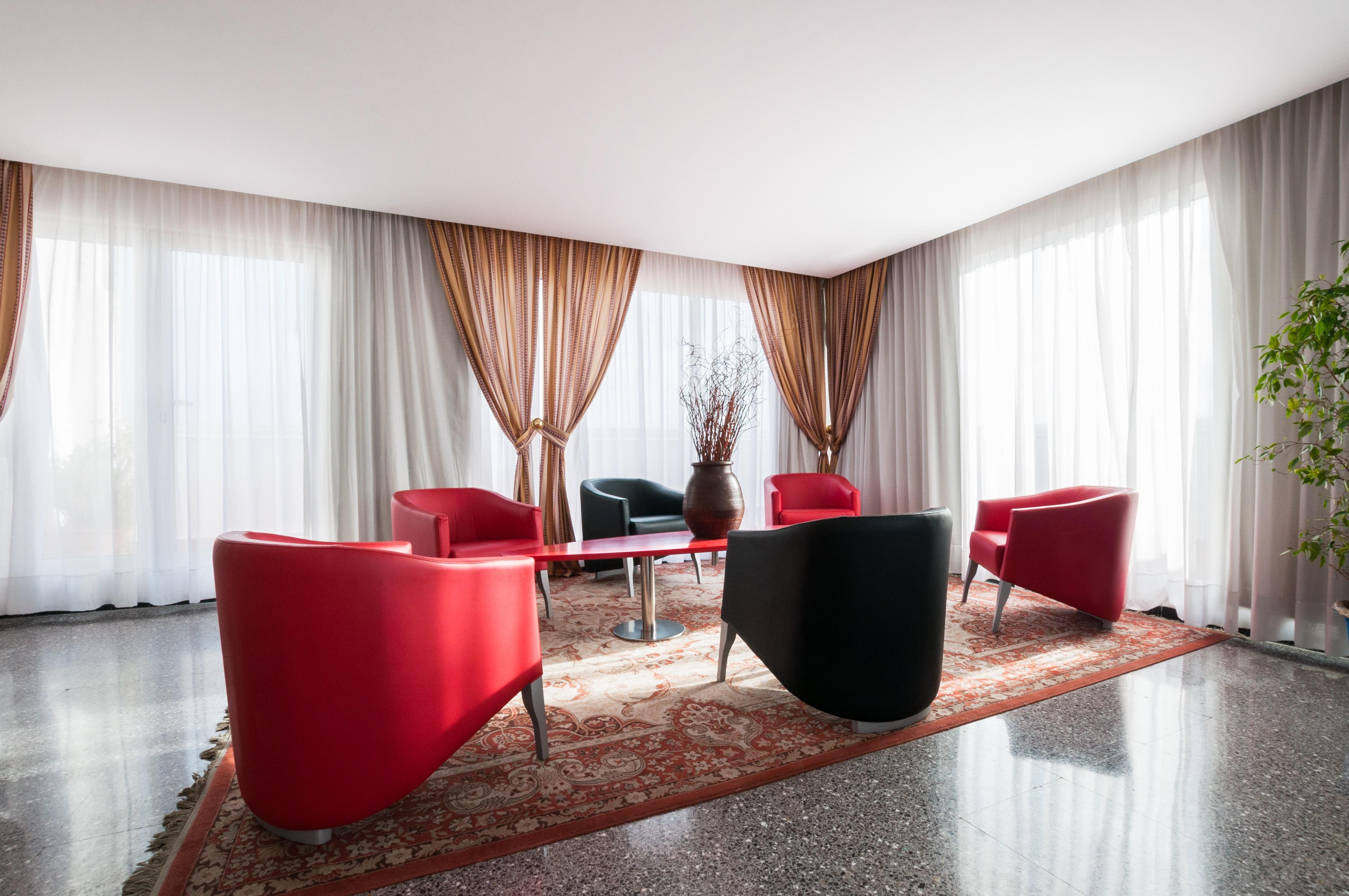 Hotel Gaudi ريوس المظهر الخارجي الصورة