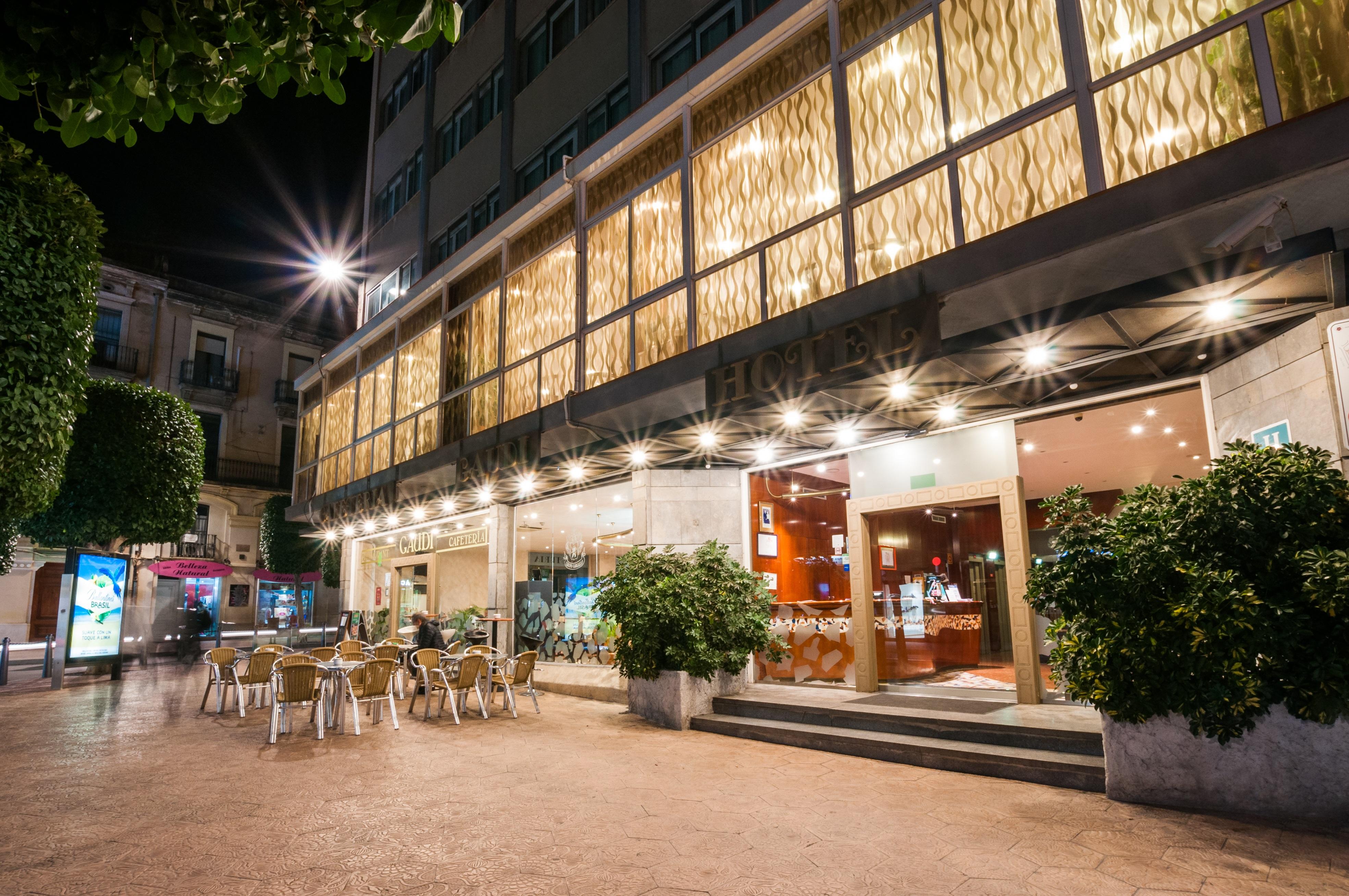 Hotel Gaudi ريوس المظهر الخارجي الصورة