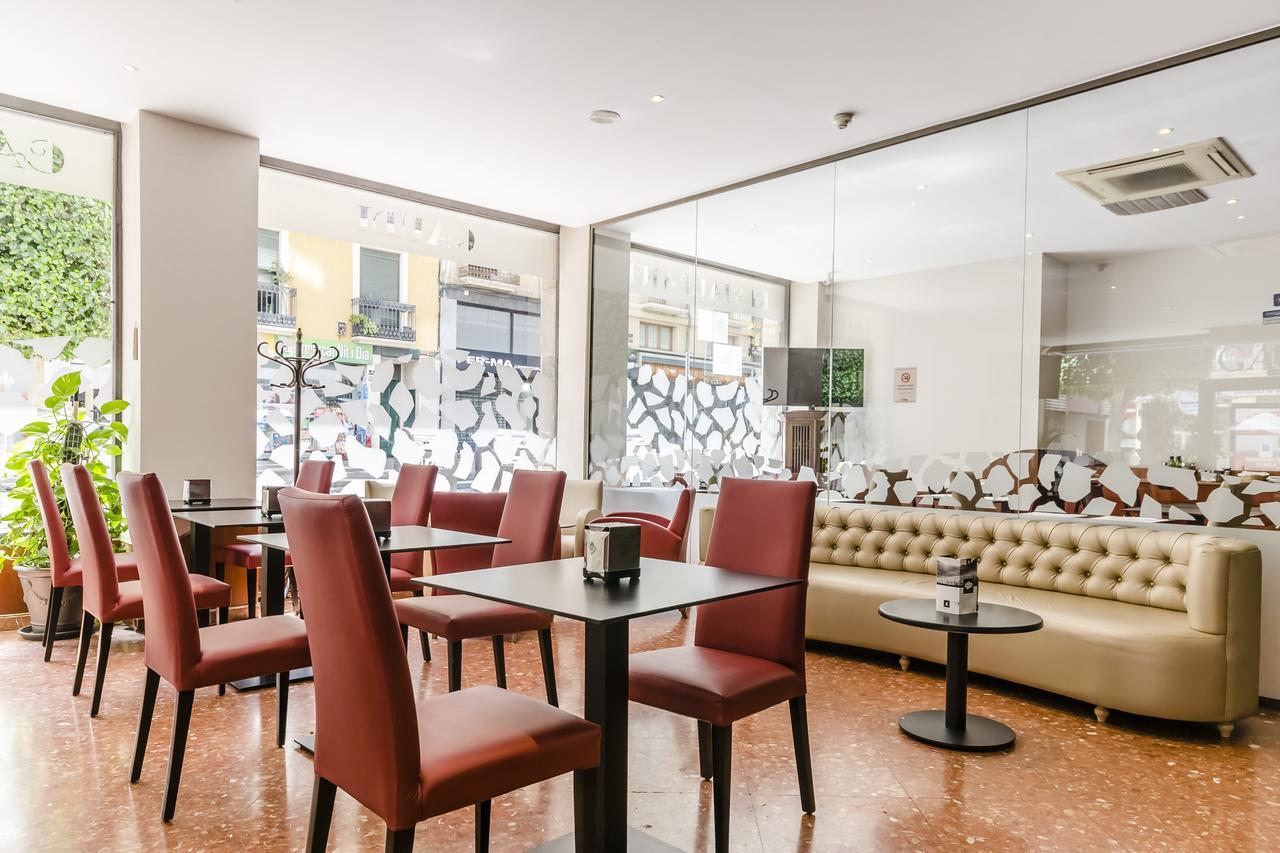 Hotel Gaudi ريوس المظهر الخارجي الصورة